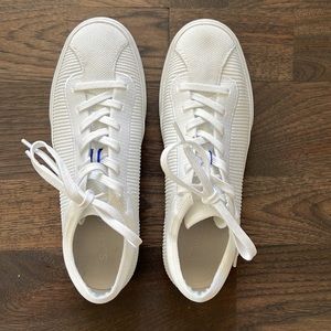 Rothy’s women’s white sneaker